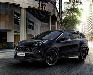 SPORTAGE BLACK EDITION STUD (1)